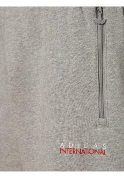 Adidas Originals Shorts - Hellgrau -Adidas Shop c56f0a6870584c6cadbc85eb382245d9