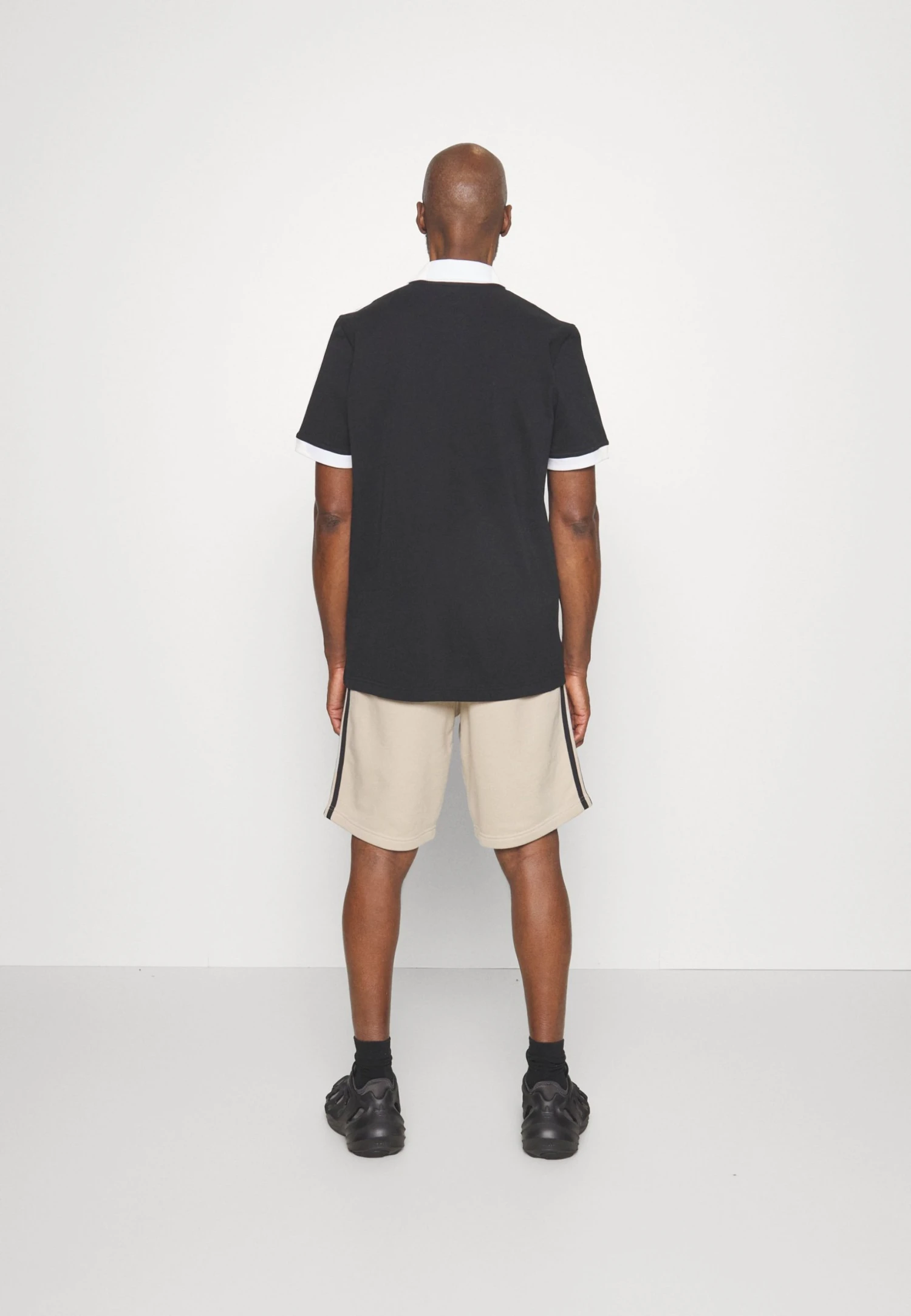 Adidas Originals 3-Stripe - Tracksuit Bottoms - Beige 7 Adidas Originals 3-Stripe - Tracksuit Bottoms - Beige - Image 5