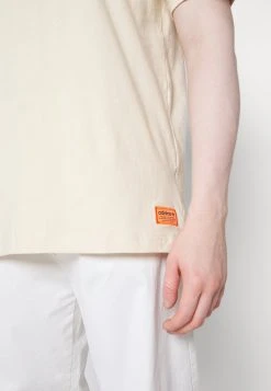 Adidas Originals Glide Tee - Print T-Shirt - Sand Strata -Adidas Shop ca3c448c764446c79f7feb9c685e7de6