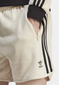 Adidas Originals Shorts - White -Adidas Shop cca4b23fb5814ebc83a500236f3a2cfc