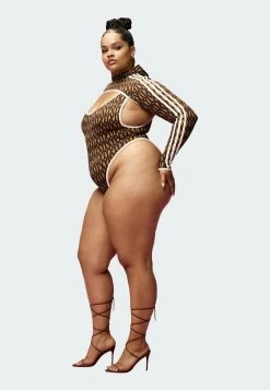 Adidas Originals Reversible Classic With Shrug Plus S - Swimsuit - Mesa Dark Brown Shock Pink -Adidas Shop cd39717f7b584c5f854e81fb58cc93dd