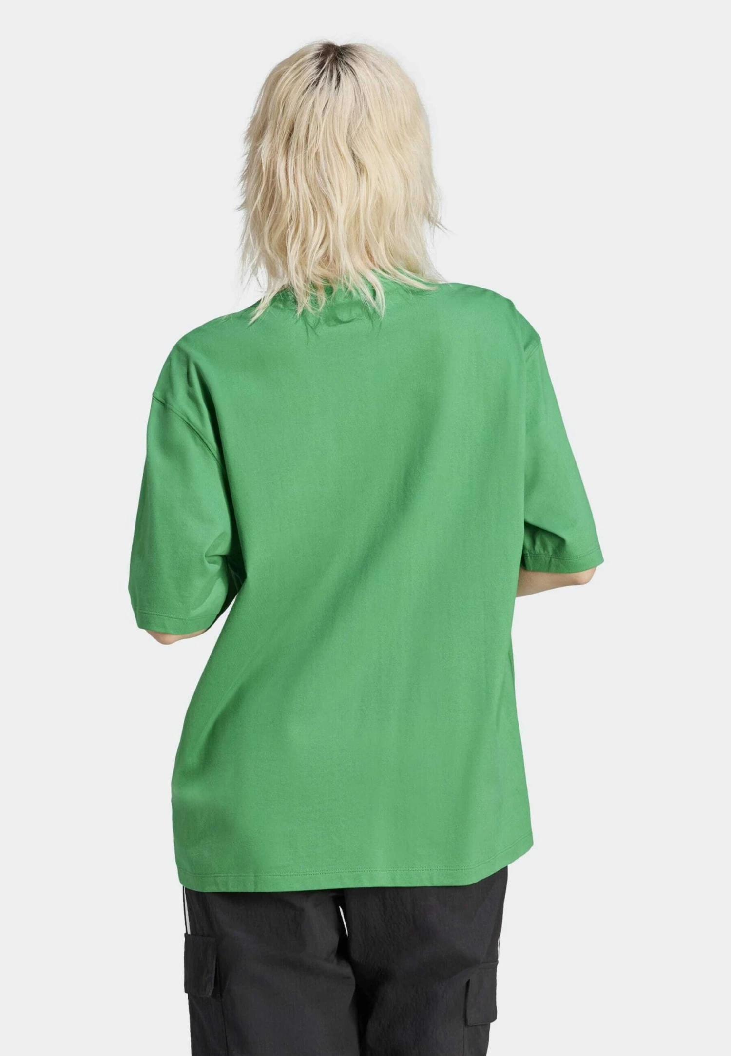 Adidas Originals Essentials - Basic T-Shirt - Green 4 Adidas Originals Essentials - Basic T-Shirt - Green - Image 2