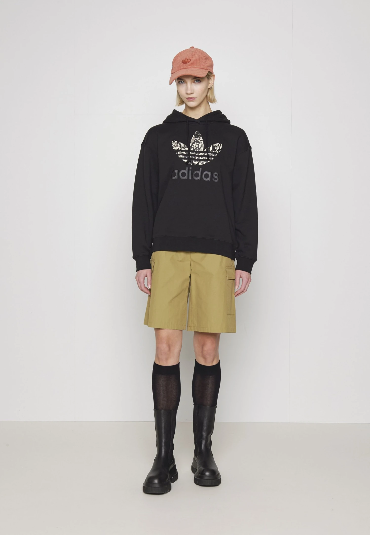 Adidas Originals Hoodie Logo - Sweatshirt - Black 7 Adidas Originals Hoodie Logo - Sweatshirt - Black - Image 5