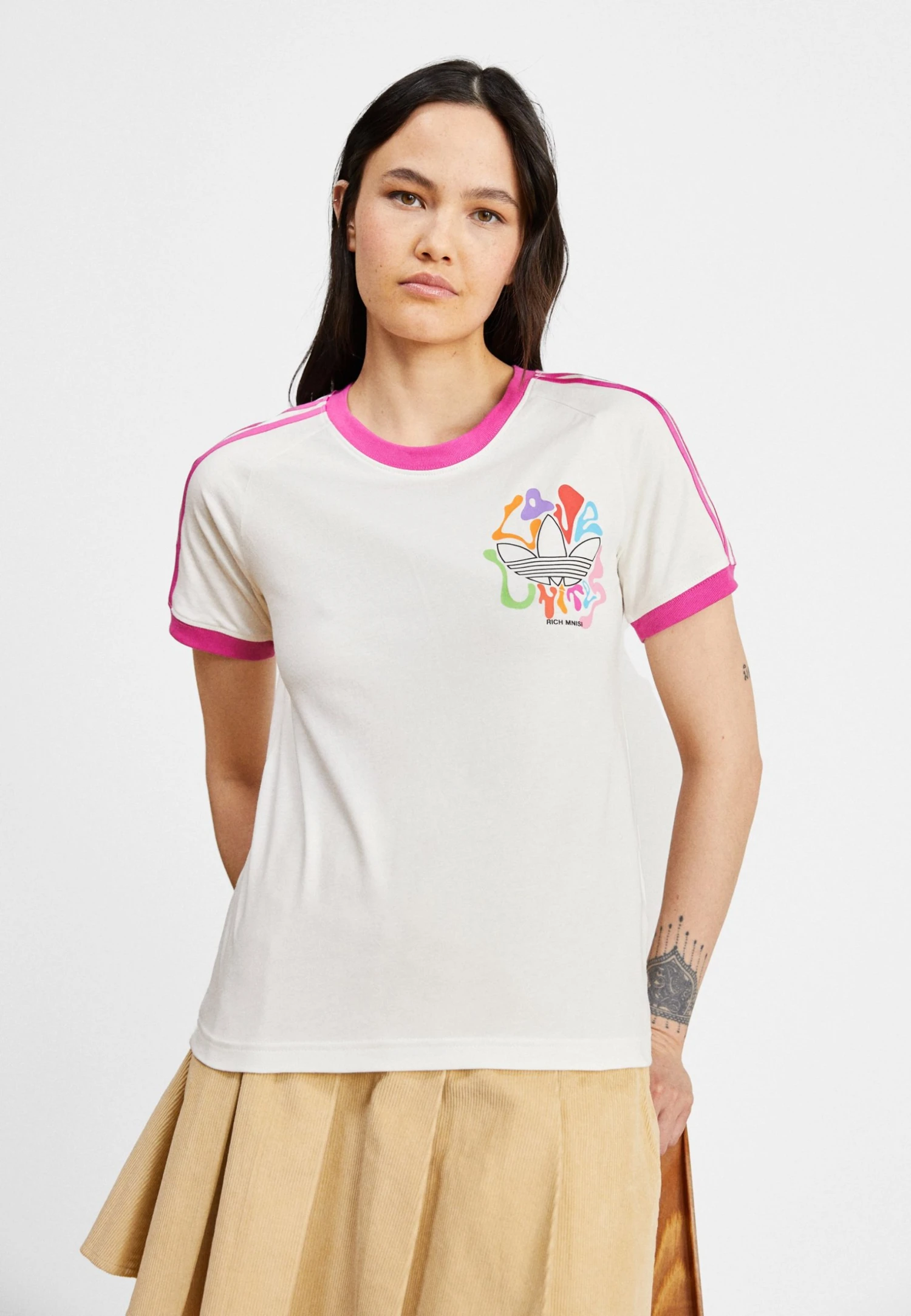 Adidas Originals Pride 3S Tee - Print T-Shirt - Off White 3 Adidas Originals Pride 3S Tee - Print T-Shirt - Off White