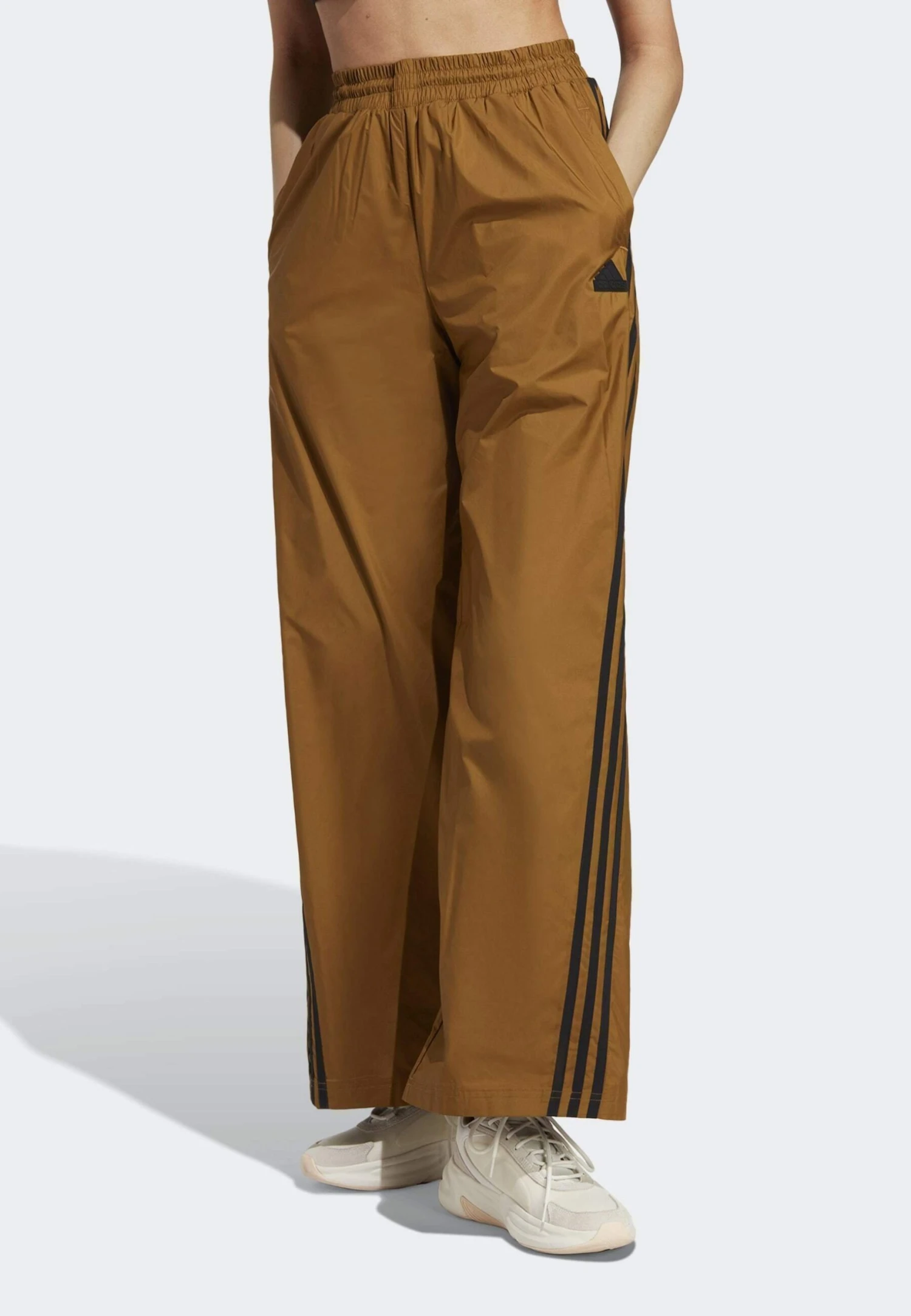 Adidas Sportswear Future Icons - Trousers - Bronze Strata 3 Adidas Sportswear Future Icons - Trousers - Bronze Strata