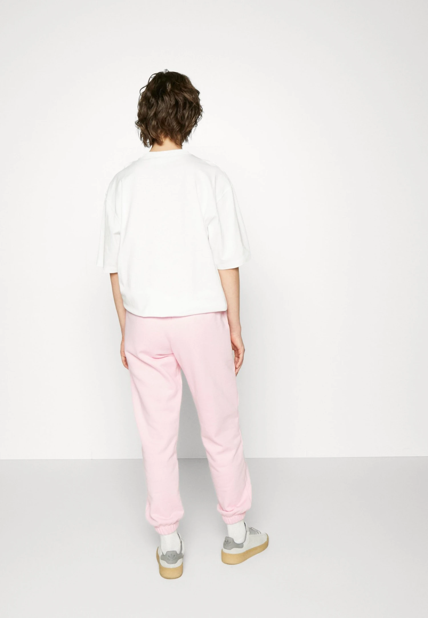 Adidas Originals Adicolor 70S Pants - Tracksuit Bottoms - True Pink 6 Adidas Originals Adicolor 70S Pants - Tracksuit Bottoms - True Pink - Image 4