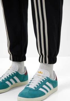 Adidas Originals Adicolor 70S Pants - Tracksuit Bottoms 15 Adidas Originals Adicolor 70S Pants - Tracksuit Bottoms -Adidas Shop dbb25bba06964001971c38e1da7056f4