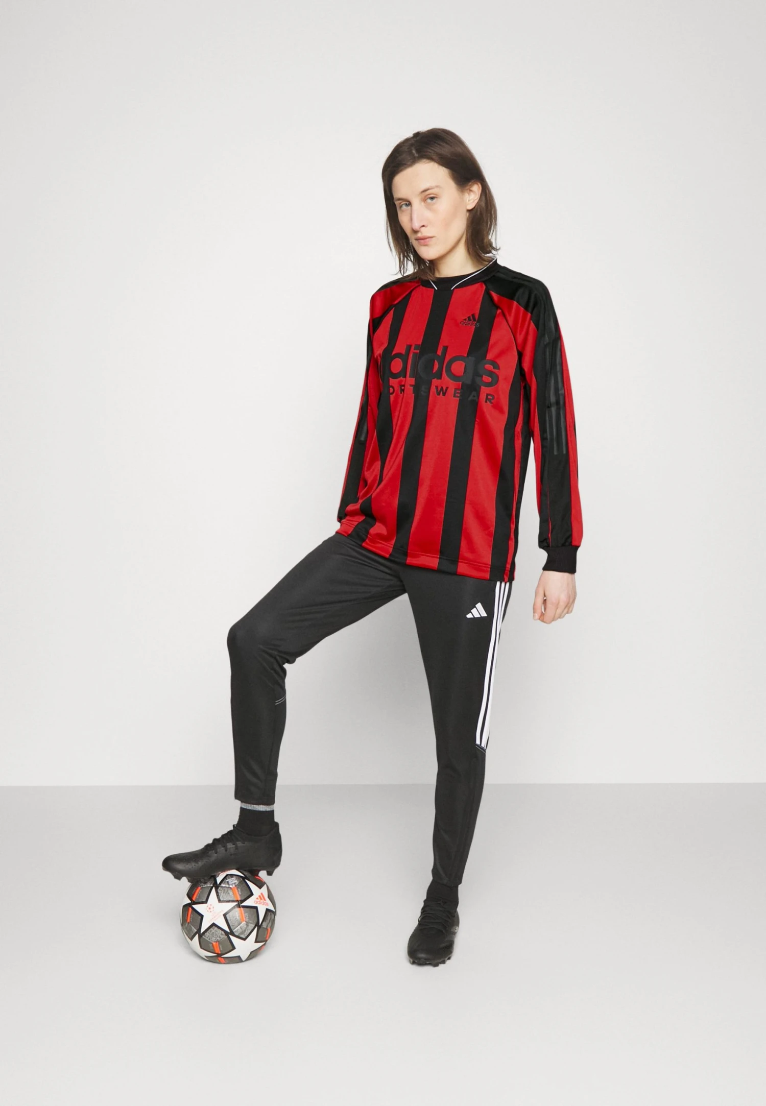 Adidas Sportswear Longsleeves - Long Sleeved Top - Black/Red 4 Adidas Sportswear Longsleeves - Long Sleeved Top - Black/Red - Image 2