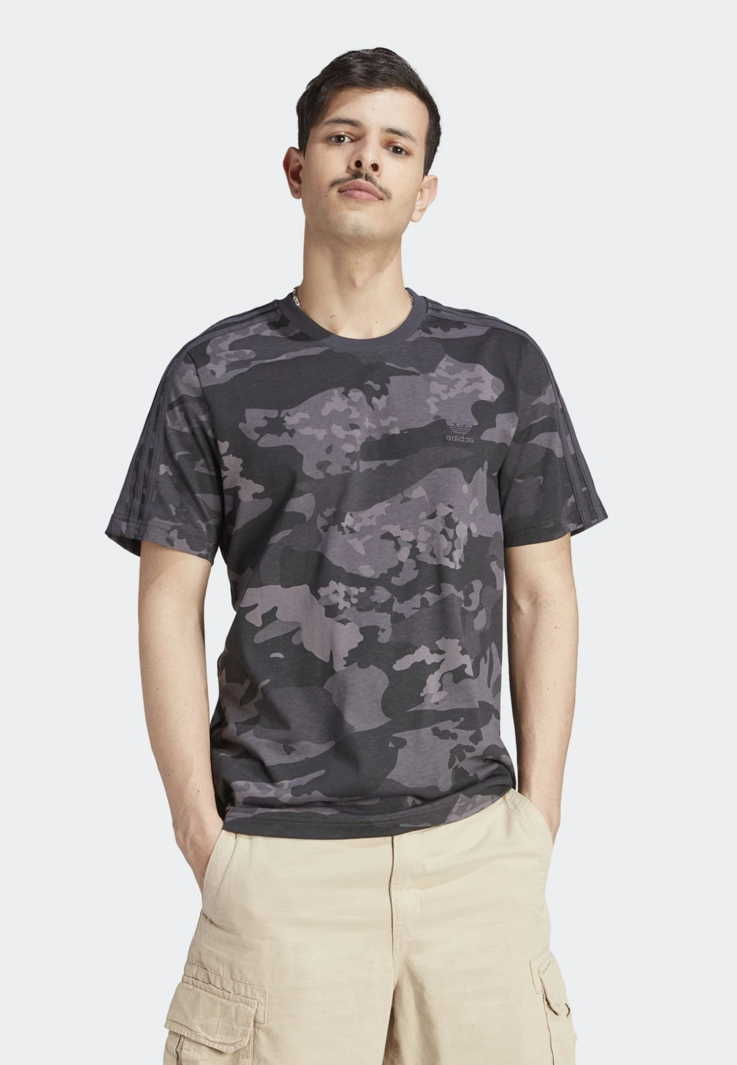 Adidas Originals Graphics Camo - Print T-Shirt - Carbon 3 Adidas Originals Graphics Camo - Print T-Shirt - Carbon