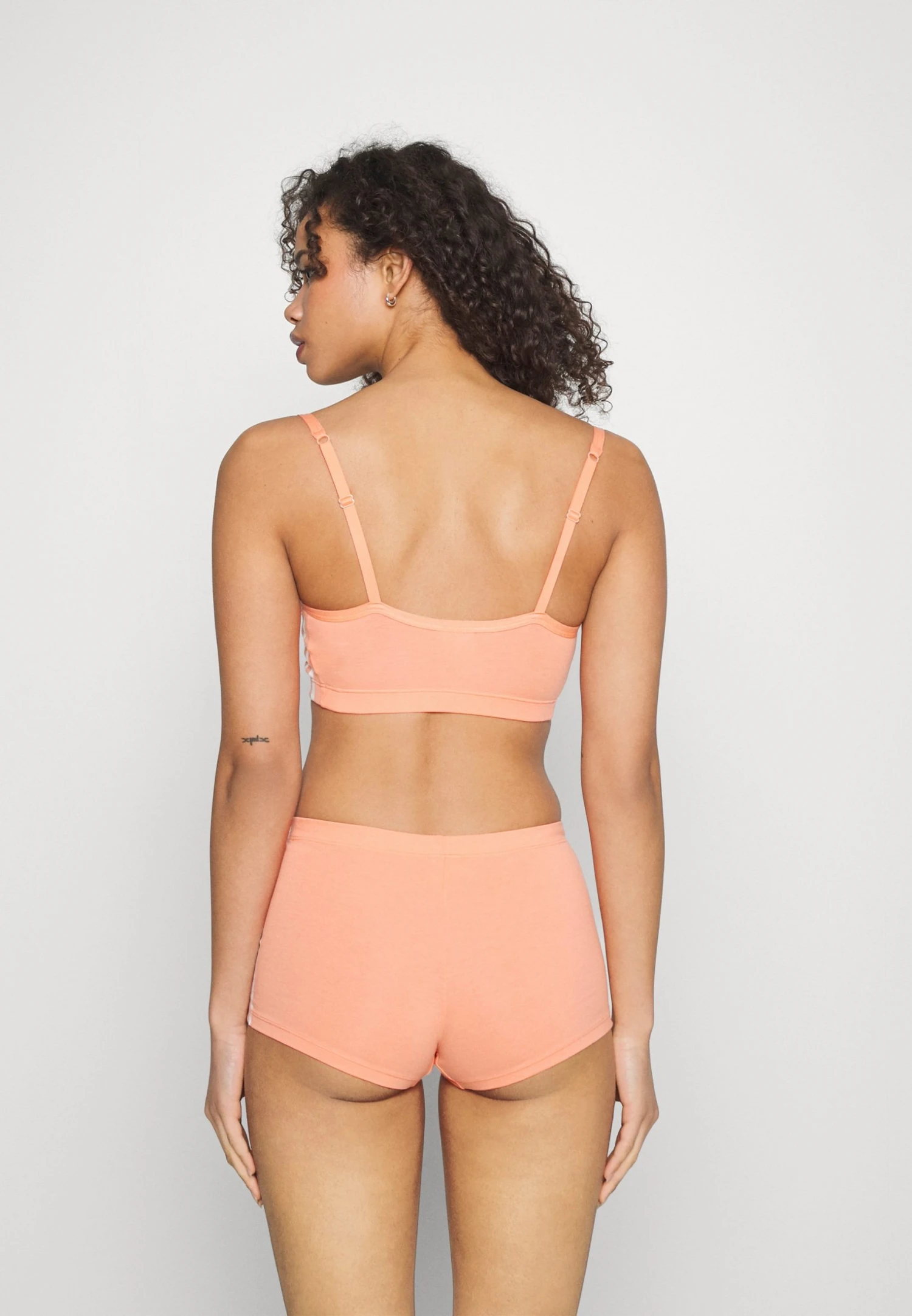 Adidas Originals Scoop Bralette - Bustier - Coral Red 5 Adidas Originals Scoop Bralette - Bustier - Coral Red - Image 3