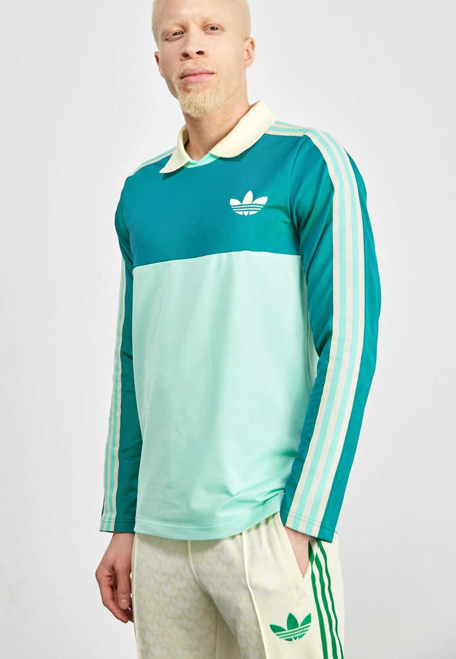 Adidas Originals Long Sleeved Top - Green 3 Adidas Originals Long Sleeved Top - Green