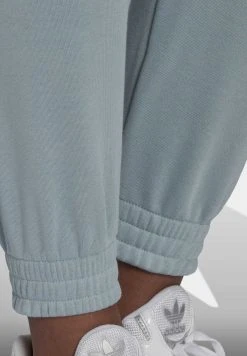Adidas Originals Cuffed - Tracksuit Bottoms -Adidas Shop f868414499fa4fe6acaf1f2a2d48dc82