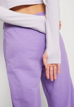 Adidas Sportswear City Escape Longsleeve - Long Sleeved Top - Silver Dawn -Adidas Shop fb97bbfb916a4a3e878cba6033a55492