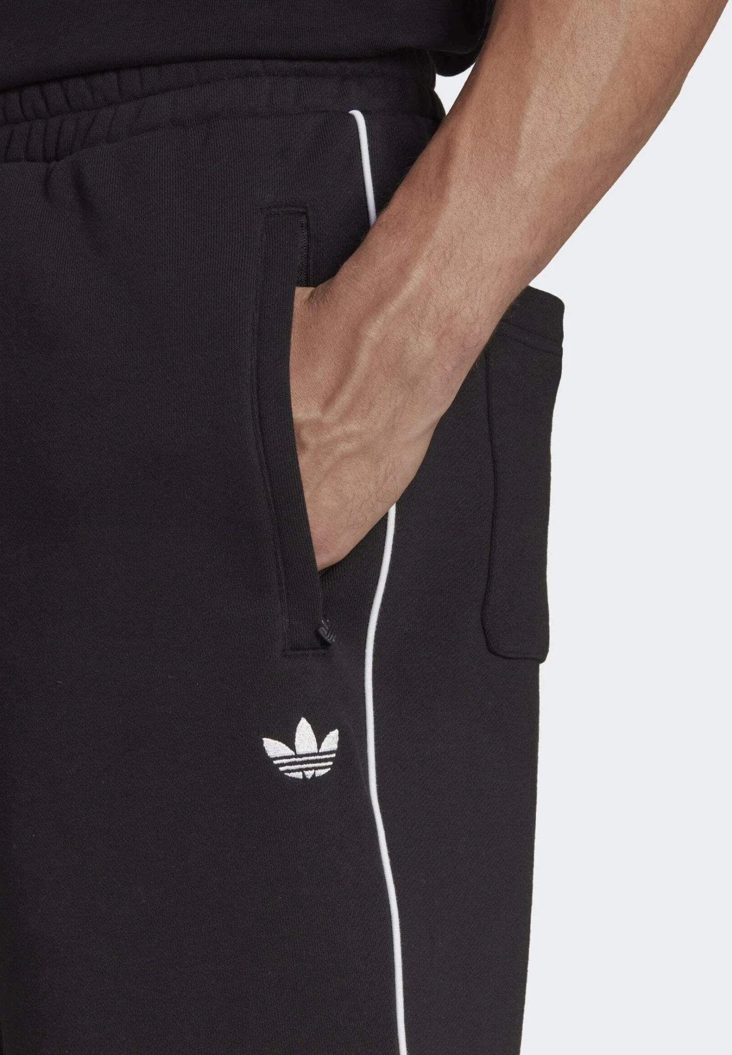 Adidas Originals Seasonal Archive - Tracksuit Bottoms - Black 5 Adidas Originals Seasonal Archive - Tracksuit Bottoms - Black - Image 3
